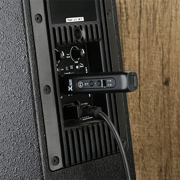 Xvive P3 Receptor de Audio Bluetooth XLR para Mezcladoras y Parlantes Activos Xvive P3 Receptor de Audio Bluetooth XLR para Mezcladoras y Parlantes Activos