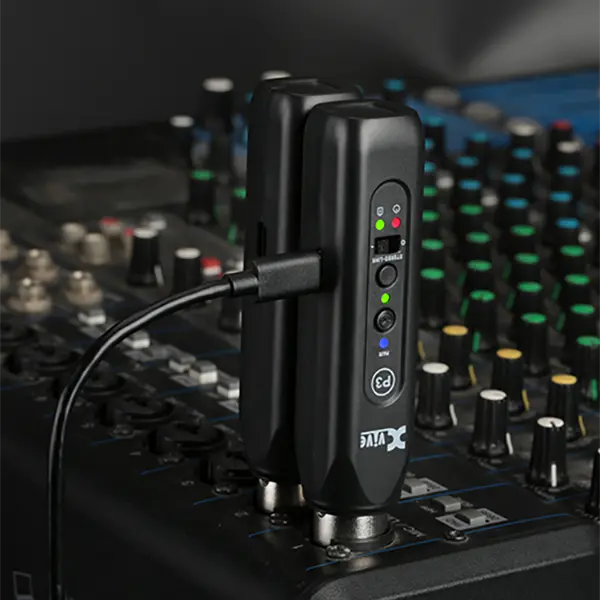 Xvive P3D Receptor de Audio Bluetooth Estéreo para Sistemas PA Xvive P3D Receptor de Audio Bluetooth Estéreo para Sistemas PA